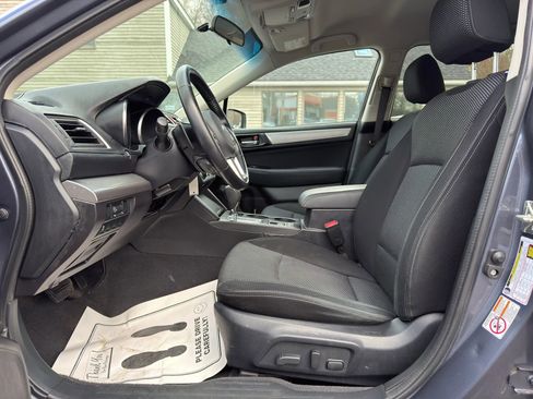 Used 2016 Subaru Outback 2.5i Premium AWD/4WD image 19