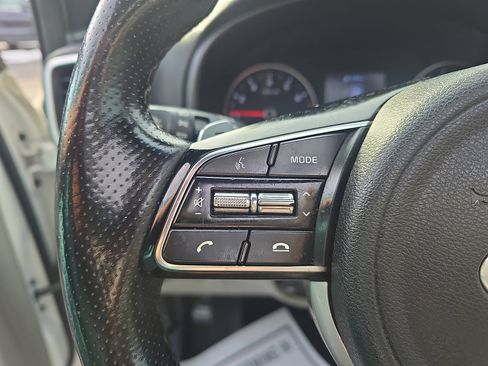 Used 2020 Kia Sportage S w/ S Sunroof Package image 17