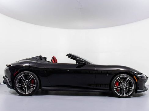 Certified 2024 Ferrari Roma Spider RWD image 3