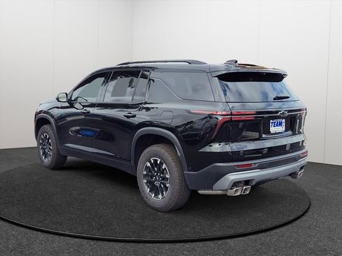 New 2026 Chevrolet Traverse Z71 w/ Enhanced Driving Package image 3