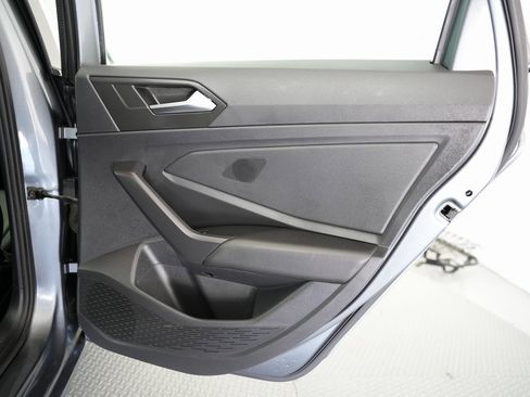 Used 2019 Volkswagen Jetta S image 38