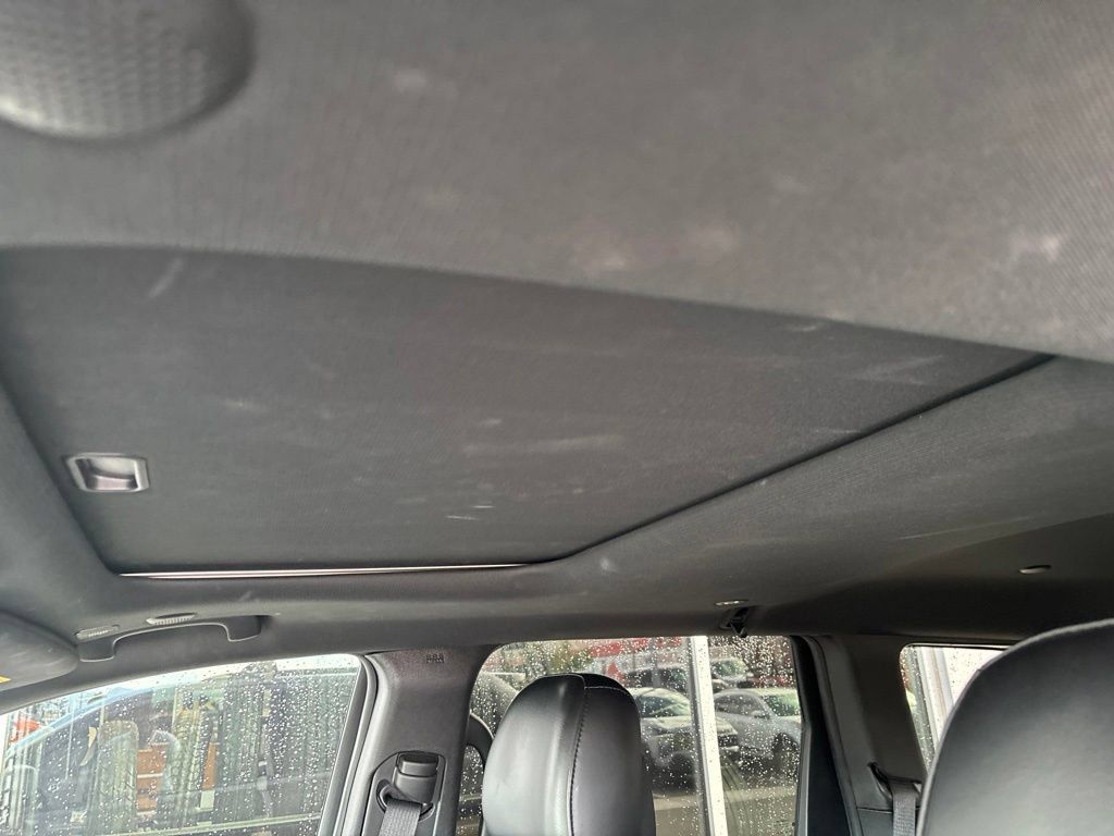 Used 2019 Jeep Grand Cherokee Altitude AWD/4WD image 19