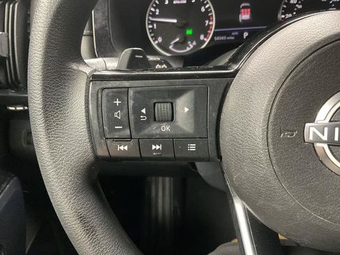 Used 2022 Nissan Pathfinder S AWD/4WD image 18