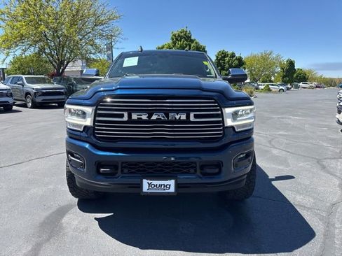 Used 2022 RAM 2500 Laramie AWD/4WD image 2