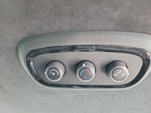 Used 2022 Dodge Durango R/T w/ Hemi Orange Plus Package AWD/4WD image 32