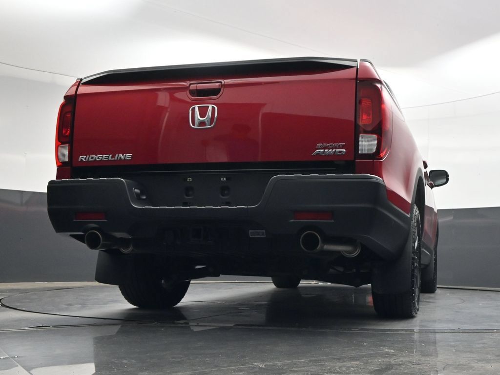 Used 2023 Honda Ridgeline Sport image 32