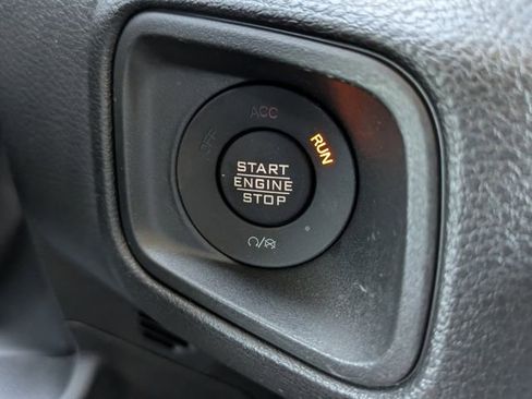 Used 2024 Jeep Wrangler Unlimited Sport AWD/4WD image 30