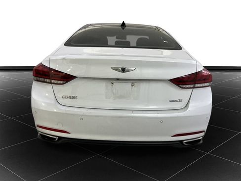 Used 2015 Hyundai Genesis 3.8 w/ Option Group 02 image 4