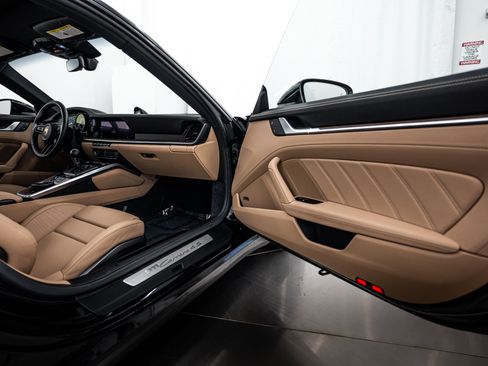 Certified 2024 Porsche 911 Carrera 4S image 15