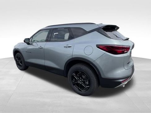 Certified 2024 Chevrolet Blazer LT w/ Convenience Package FWD image 4