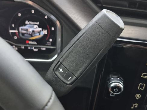 Certified 2025 GMC Sierra 2500 AT4 w/ AT4 Premium Plus Package image 27