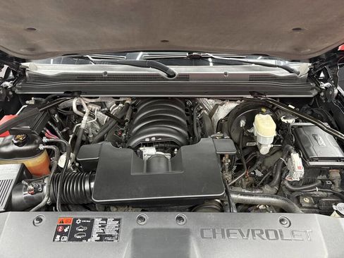 Used 2015 Chevrolet Suburban LTZ image 31