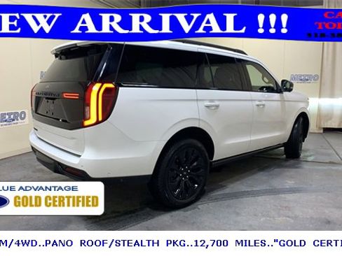 Certified 2025 Ford Expedition Platinum w/ Stealth Appearance Package image 4