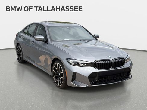New 2026 BMW 330i Sedan w/ M Sport Package RWD image 4