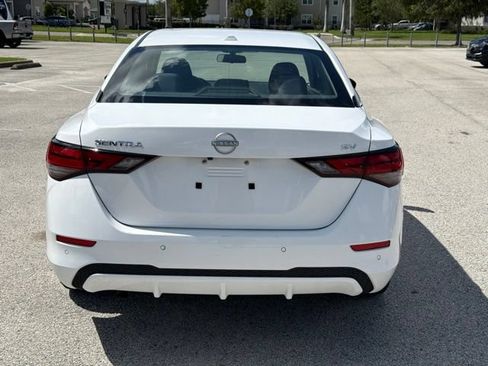 Used 2024 Nissan Sentra SV FWD image 4