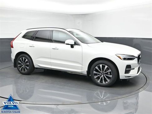Used 2023 Volvo XC60 B5 Core w/ Climate Package image 1