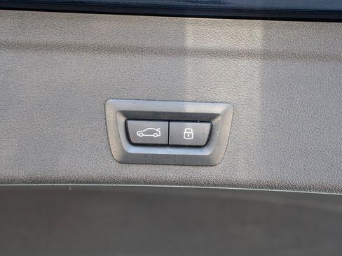 Used 2025 BMW X6 xDrive40i AWD/4WD image 10