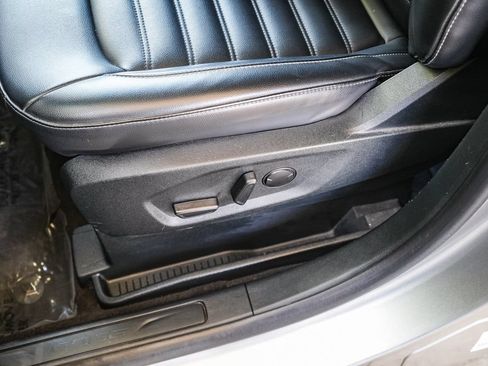 Used 2020 Ford Edge SEL w/ Convenience Package FWD image 20
