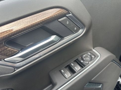 New 2026 Chevrolet Silverado 1500 LT image 17