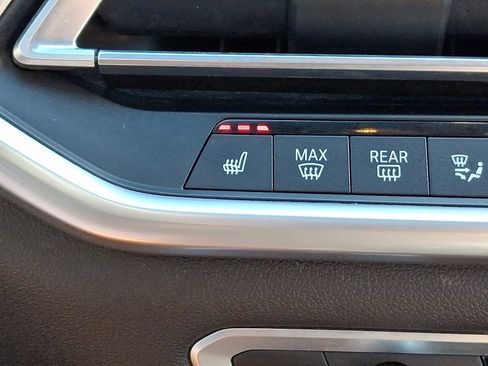 Used 2019 BMW X5 xDrive40i w/ Convenience Package image 26