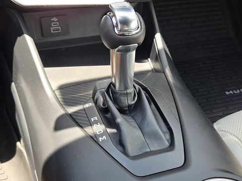 Used 2025 Ford Mustang GT Premium RWD image 17