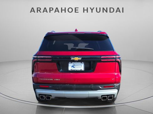Used 2024 Chevrolet Traverse LT w/ Trailering Package image 5