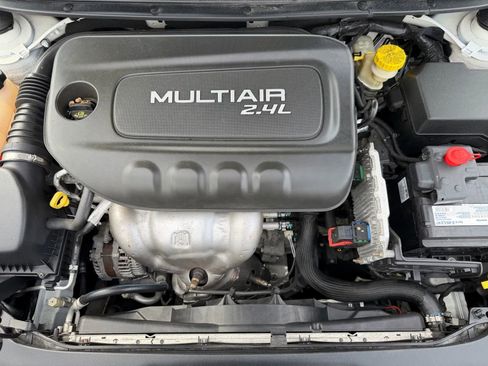 Used 2015 Dodge Dart SXT FWD image 33