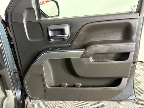 Used 2018 Chevrolet Silverado 1500 LT w/ LT Eassist Package AWD/4WD image 36