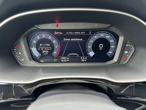 Certified 2025 Audi Q3 2.0T Premium w/ Convenience Package image 13