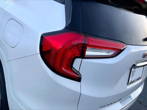 Used 2022 GMC Terrain Denali w/ Denali Premium Package image 26