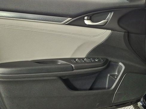 Used 2018 Honda Civic EX-L image 14