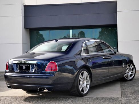 Certified 2017 Rolls-Royce Ghost image 2