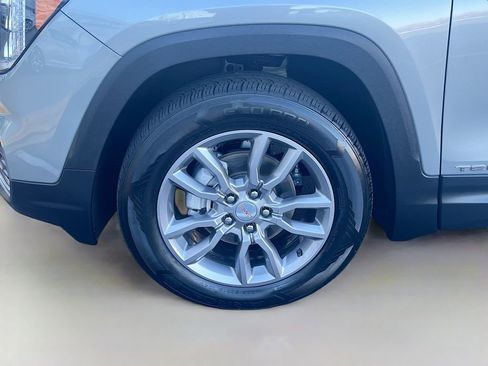 Used 2024 GMC Terrain SLT image 37