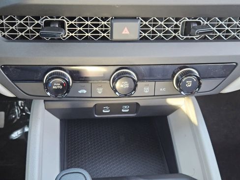 Used 2025 Honda Accord LX image 15