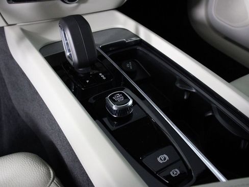 New 2026 Volvo V60 B5 Cross Country Plus w/ Climate Package image 7