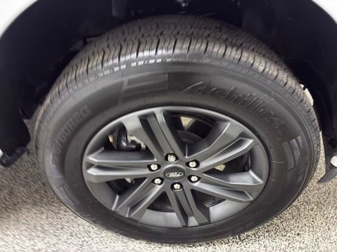 Used 2023 Ford F150 Lariat w/ Equipment Group 502A High image 14