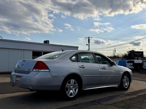 Used 2013 Chevrolet Impala LT w/ LT Sunroof Package FWD image 7
