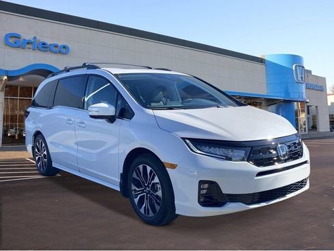 New 2026 Honda Odyssey Elite image 5