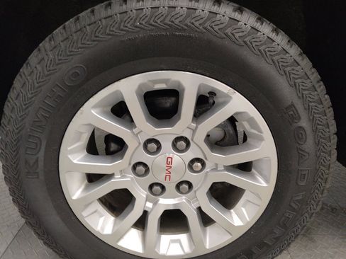 Used 2014 GMC Sierra 1500 SLE w/ SLE Value Package AWD/4WD image 31