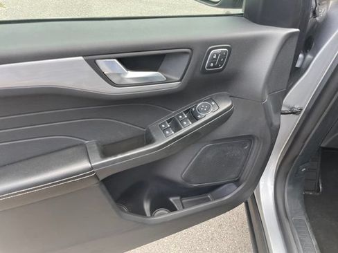 Used 2024 Ford Escape Platinum AWD/4WD image 19