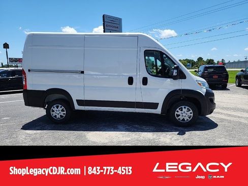 New 2025 RAM ProMaster 1500 w/ Quick Order Package 22G SLT FWD image 5