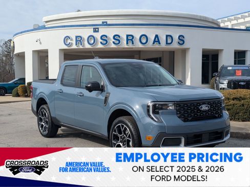 New 2026 Ford Maverick Lariat w/ 4K Tow Package AWD/4WD image 1