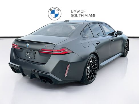 Used 2025 BMW M5 w/ Carbon Package AWD/4WD image 7