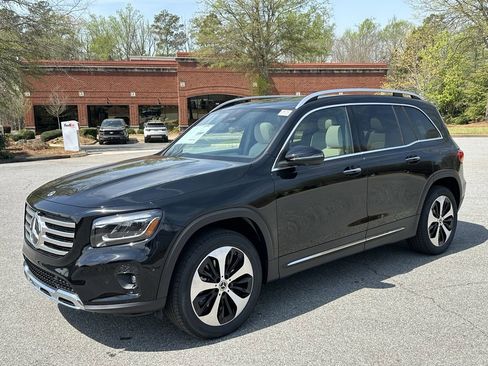 New 2026 Mercedes-Benz GLB 250 image 4