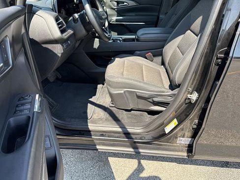 Certified 2024 Chevrolet Traverse LS w/ Midnight/Sport Edition FWD image 13