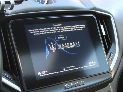 Used 2017 Maserati Ghibli RWD image 30