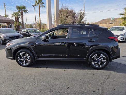 Used 2025 Subaru Crosstrek 2.0i Premium w/ Crosstrek Mirror Package image 7