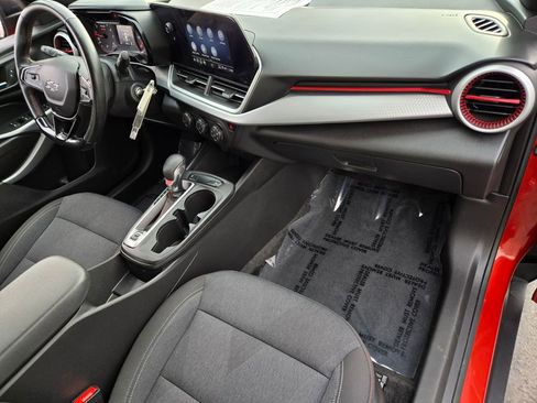 Used 2024 Chevrolet Trax RS w/ Driver Confidence Package image 16