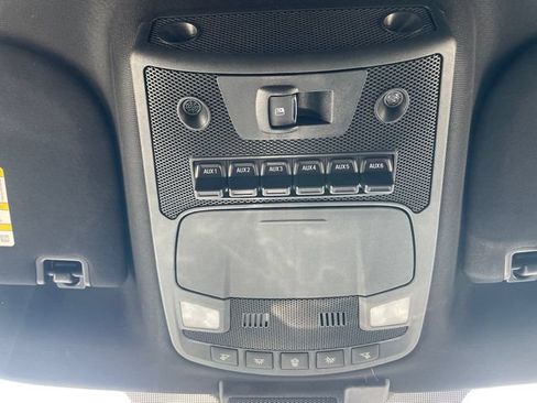 Used 2022 Ford F350 Lariat w/ Lariat Ultimate Package AWD/4WD image 30