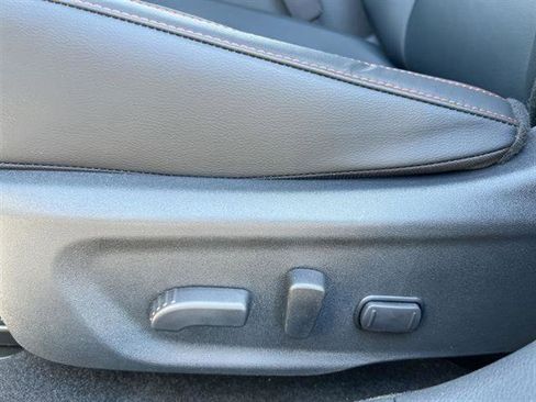 New 2025 Nissan Sentra SR w/ SR Premium Package image 12